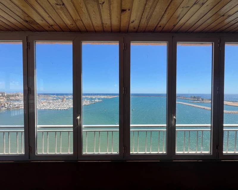 3 soverom Strandleiligheter til salgs i Torrevieja med svømmebasseng garasje - € 1 250 (Ref: 9203475)