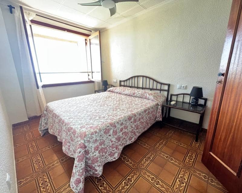 3 soverom Strandleiligheter til salgs i Torrevieja med svømmebasseng garasje - € 1 250 (Ref: 9203475)