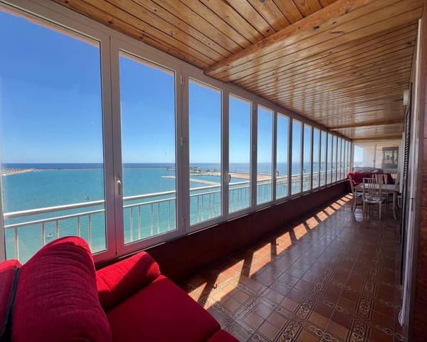 3 bedroom Beach Apartment for holiday rental in Torrevieja with pool garage - € 1,000 (Ref: 9203475)