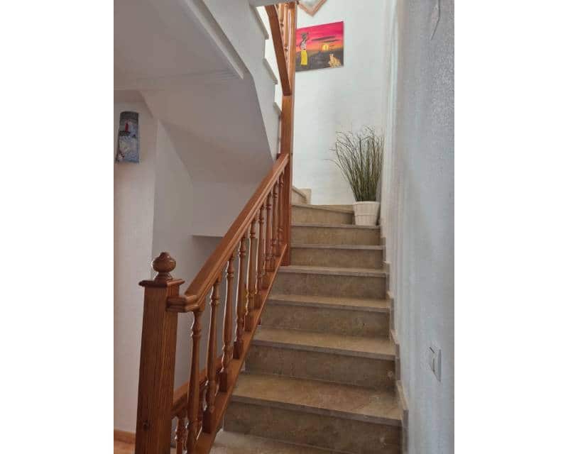 2 soveværelse Villa til leje i Torrevieja med swimmingpool garage - € 900 (Ref: 9207767)