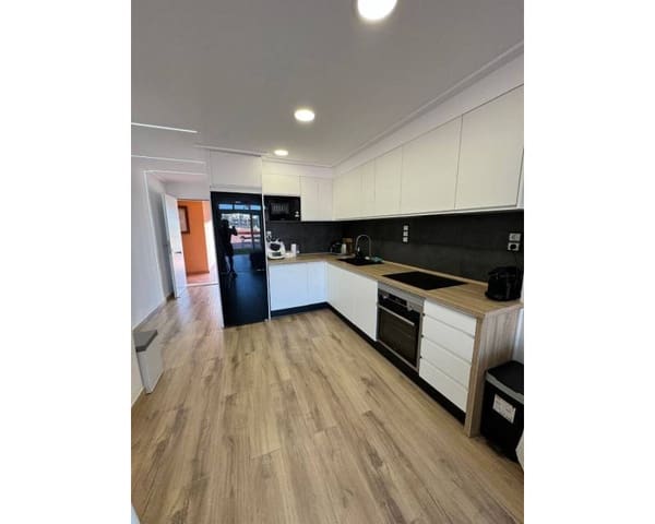 1 slaapkamer Strandappartement te huur in La Veleta, Torrevieja - € 750 (Ref: 9244507)