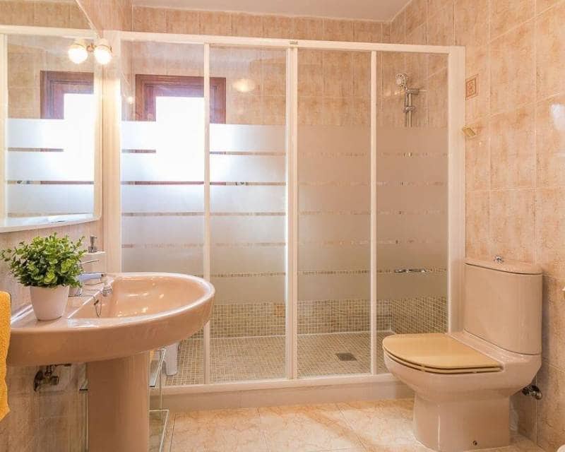 3 sypialnia Dom szeregowy na sprzedaż w Orihuela Costa z basenem - 239 000 € (Ref: 9245605)