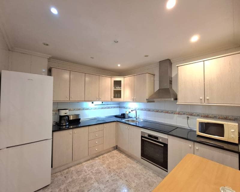 3 chambre Appartement à vendre à Torrevieja - 225 000 € (Ref: 9261927)