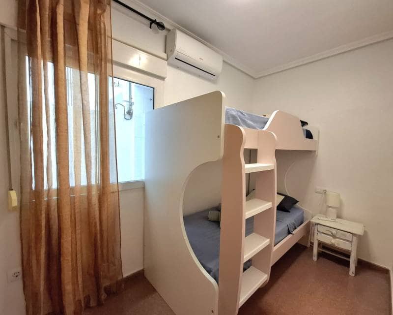 3 chambre Appartement à vendre à Torrevieja - 225 000 € (Ref: 9261927)