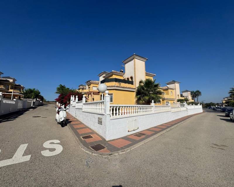 3 sypialnia Willa na sprzedaż w Lo Crispin z basenem - 249 900 € (Ref: 9263162)