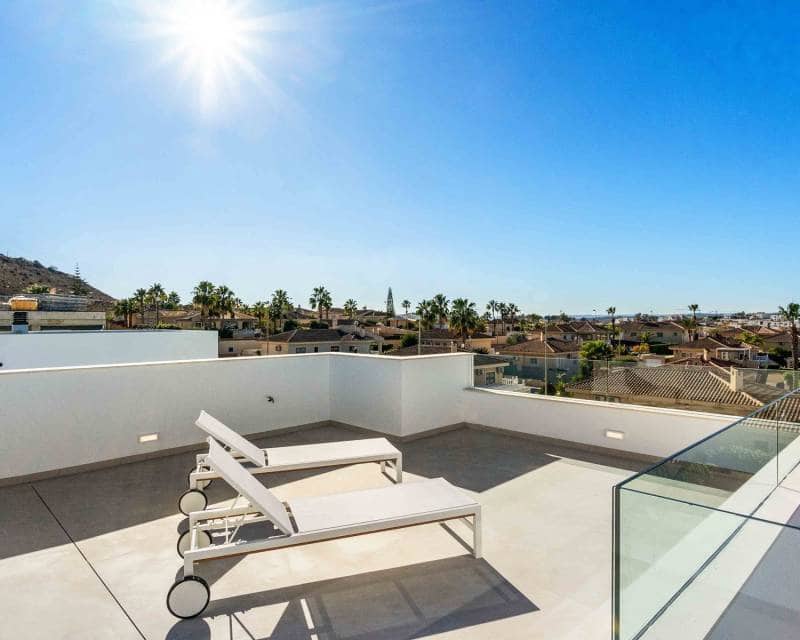 3 bedroom Villa for sale in Rojales - € 549,000 (Ref: 9296156)