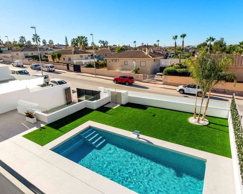 3 bedroom Villa for sale in Rojales - € 549,000 (Ref: 9296156)