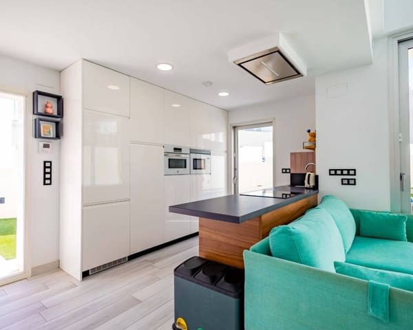 4 camera da letto Villa in vendita in Lomas de Cabo Roig - Los Dolses, Orihuela con piscina - 620.000 € (Rif: 9311873)