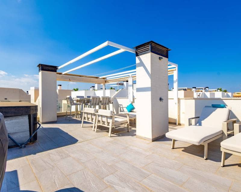 4 bedroom Villa for sale in Orihuela Costa with pool - € 620,000 (Ref: 9311873)