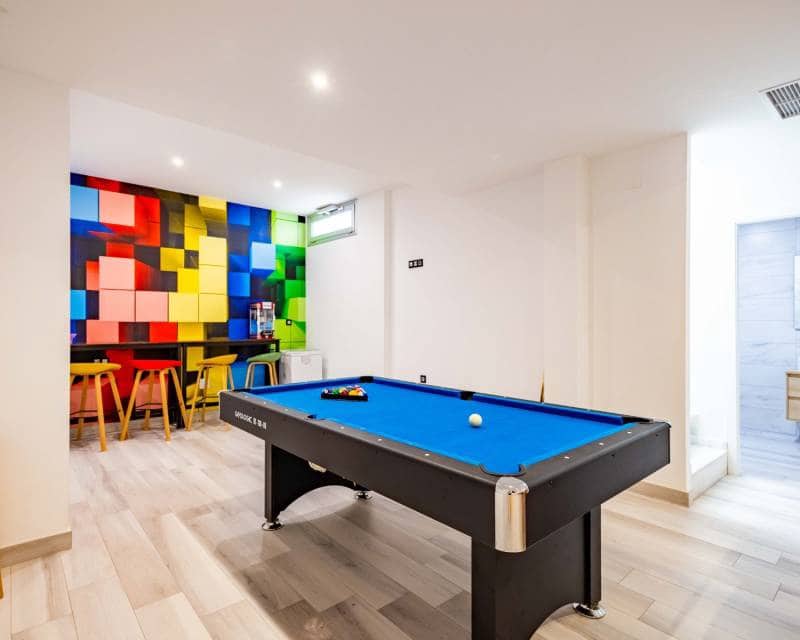 4 bedroom Villa for sale in Orihuela Costa with pool - € 620,000 (Ref: 9311873)