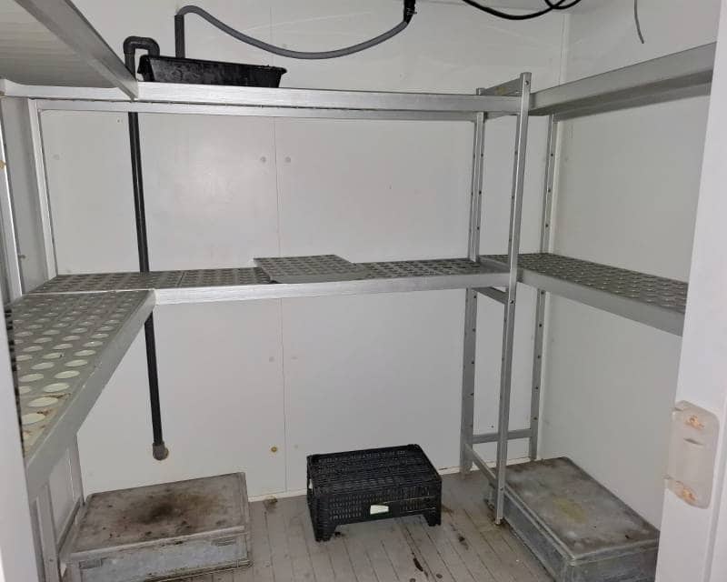 Entreprise de 1 chambre à louer à Torrevieja - 1 600 € (Ref: 9325348)