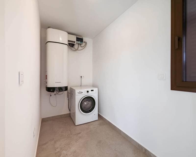 3 bedroom Villa for sale in Algorfa with pool - € 478,000 (Ref: 9328668)