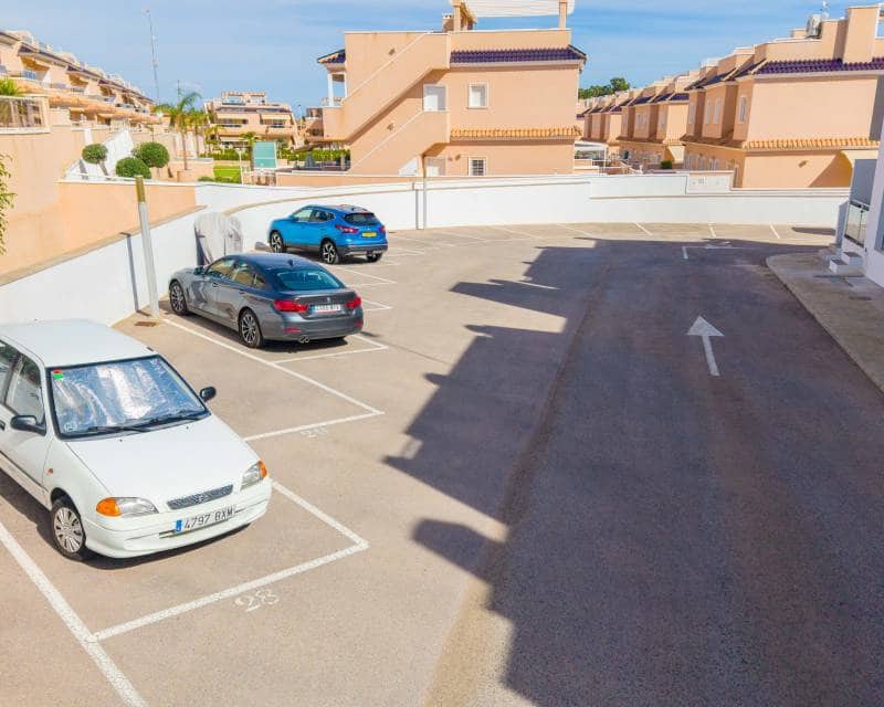 2 soveværelse Lejlighed til salg i Punta Prima med swimmingpool garage - € 249.000 (Ref: 9335518)