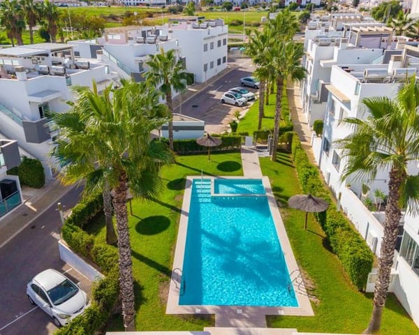 2 chambre Appartement à vendre à Punta Prima, Torrevieja avec piscine garage - 249 000 € (Ref: 9335518)