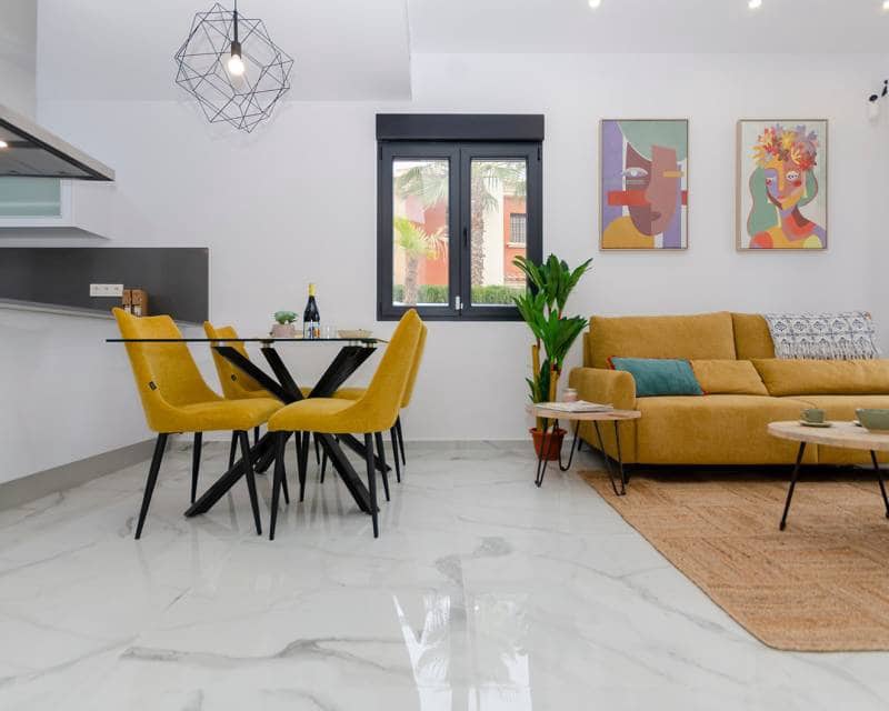 3 bedroom Villa for sale in Torrevieja with pool - € 409,000 (Ref: 9335713)