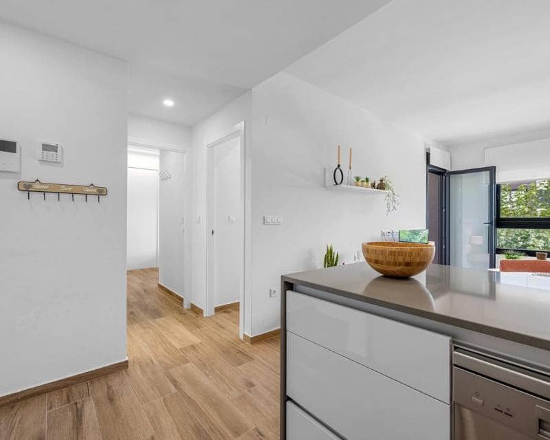 2 soveværelse Lejlighed til salg i Orihuela Costa med swimmingpool - € 249.500 (Ref: 9343887)