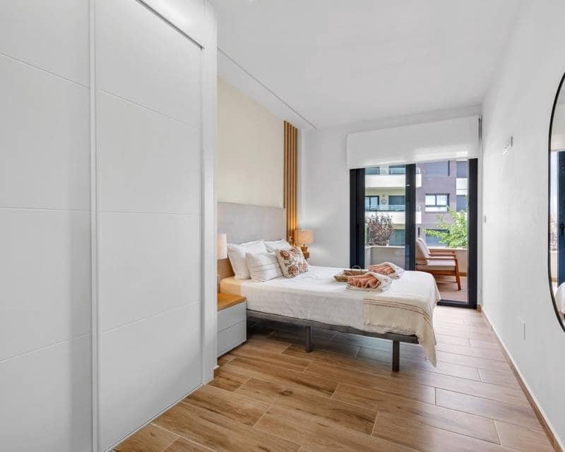 2 soveværelse Lejlighed til salg i Orihuela Costa med swimmingpool - € 249.500 (Ref: 9343887)