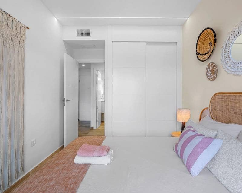 2 soveværelse Lejlighed til salg i Orihuela Costa med swimmingpool - € 249.500 (Ref: 9343887)