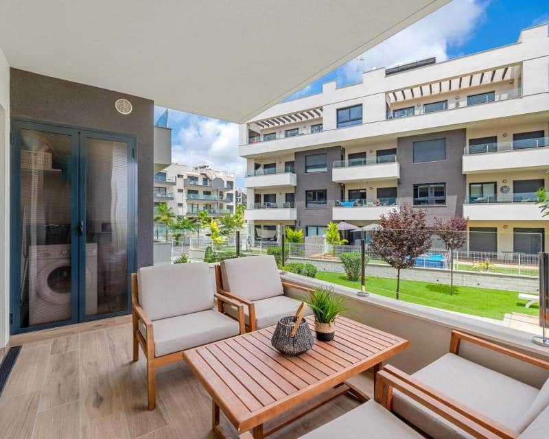 2 soveværelse Lejlighed til salg i Orihuela Costa med swimmingpool - € 249.500 (Ref: 9343887)