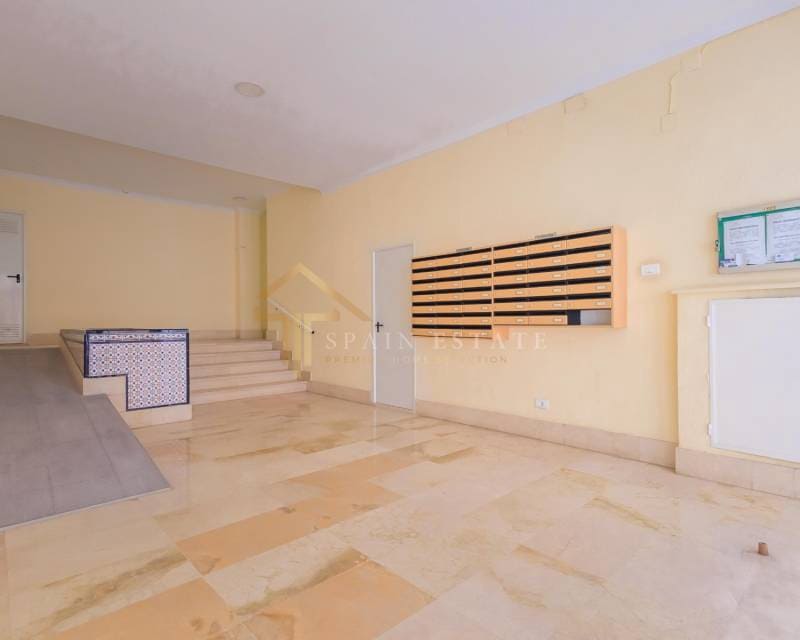 3 bedroom Beach Apartment for sale in Torrevieja - € 329,000 (Ref: 9348508)