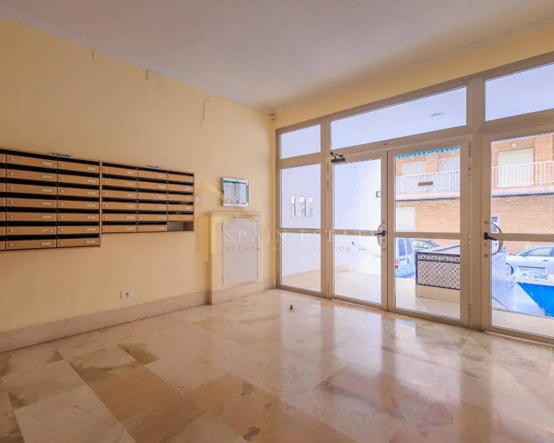3 bedroom Beach Apartment for sale in Torrevieja - € 329,000 (Ref: 9348508)