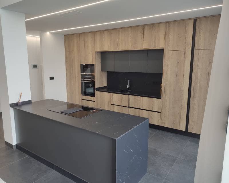 Chalet de 3 habitaciones en Los Balcones en venta con piscina - 650.000 € (Ref: 9354038)