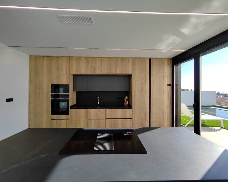 Chalet de 3 habitaciones en Los Balcones en venta con piscina - 650.000 € (Ref: 9354038)