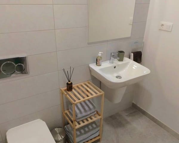 2 soverom Leilighet til salgs i Blue Lagoon med svømmebasseng - € 265 000 (Ref: 9354170)