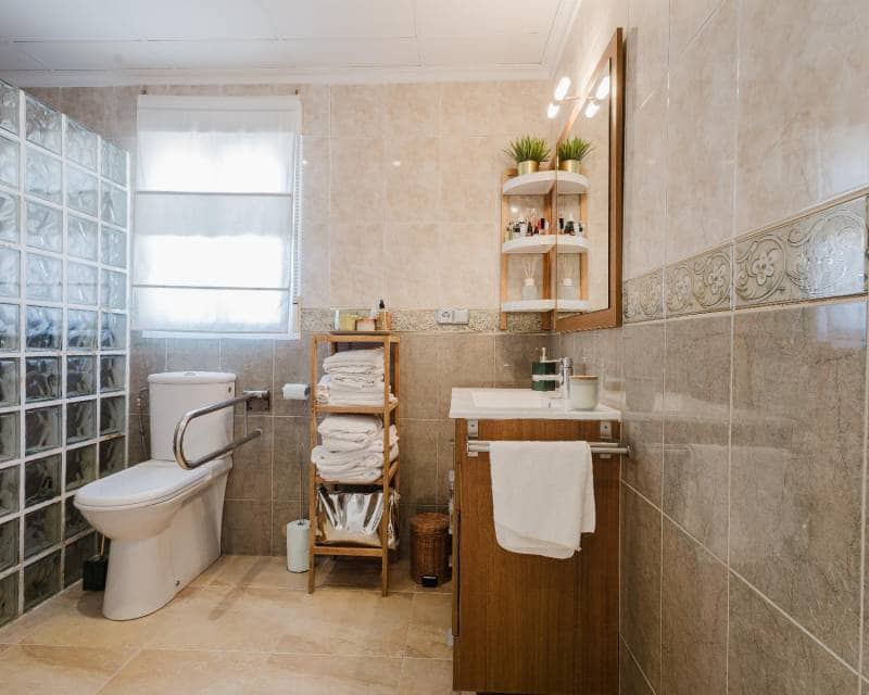 5 slaapkamer Villa te koop in La Siesta met zwembad - € 449.000 (Ref: 9362928)