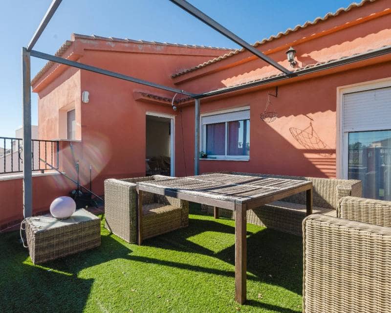 5 slaapkamer Villa te koop in La Siesta met zwembad - € 449.000 (Ref: 9362928)
