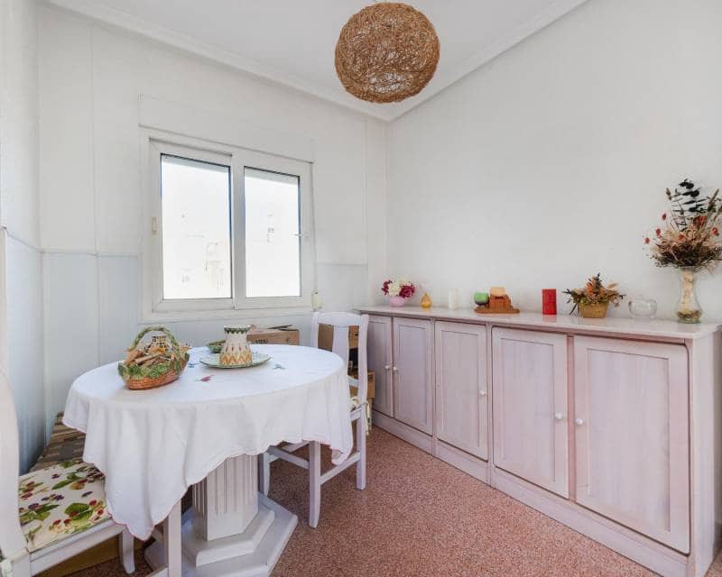 2 makuuhuone Kattohuoneisto myytävänä paikassa Torrevieja - 169 500 € (Ref: 9363101)