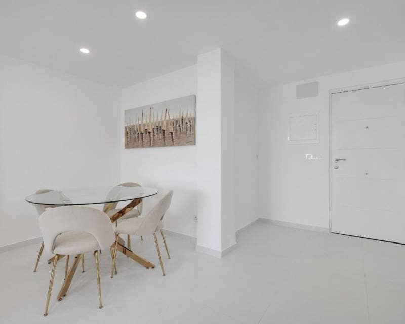 3 slaapkamer Strandappartement te koop in Torrevieja - € 269.000 (Ref: 9363102)