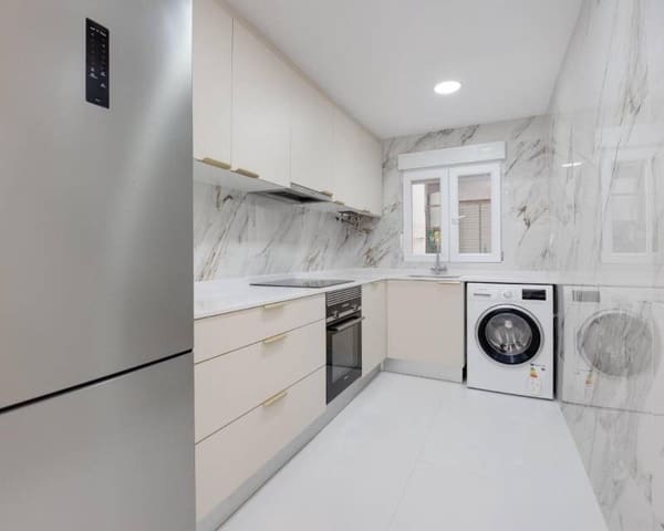 3 slaapkamer Strandappartement te koop in Playa de los Náufragos, Torrevieja - € 269.000 (Ref: 9363102)