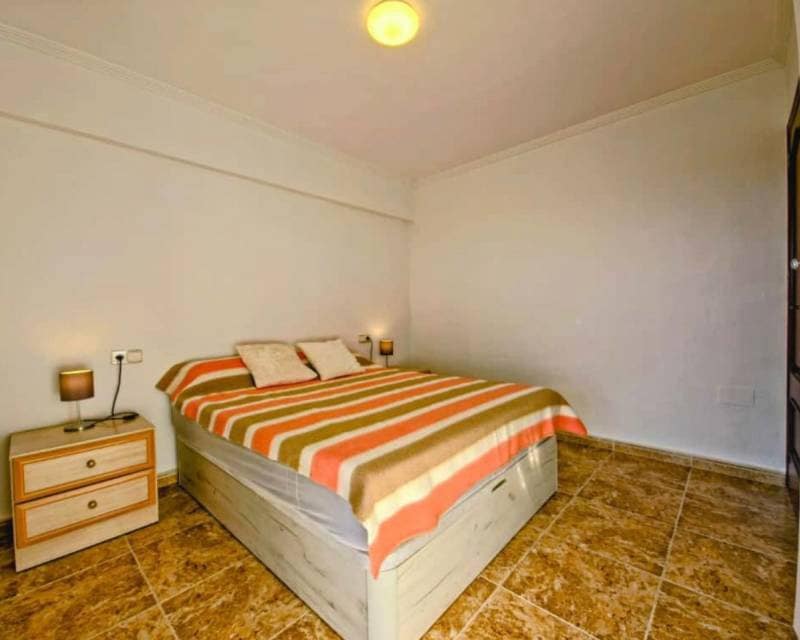 2 sypialnia Apartament do wynajęcia w Torrevieja z basenem - 1 000 € (Ref: 9413012)