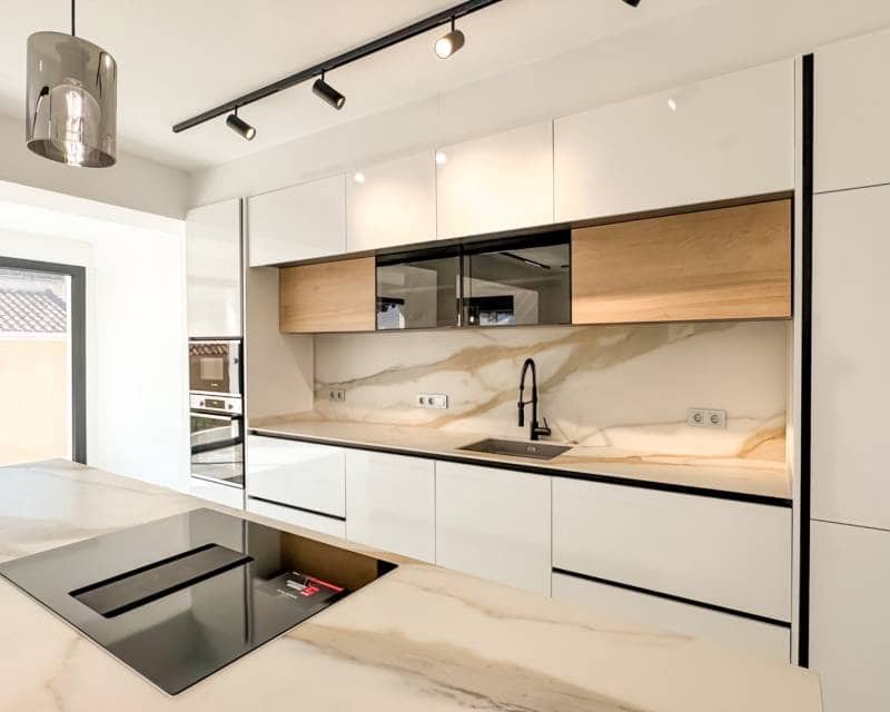 4 sypialnia Willa na sprzedaż w Los Balcones z basenem - 995 000 € (Ref: 9417880)