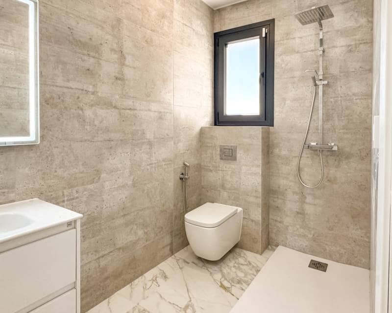 4 sypialnia Willa na sprzedaż w Los Balcones z basenem - 995 000 € (Ref: 9417880)