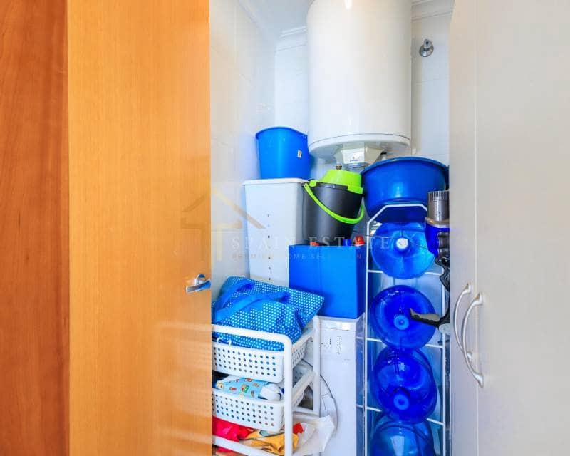 2 bedroom Apartment for rent in La Veleta with pool - € 1,100 (Ref: 9425837)