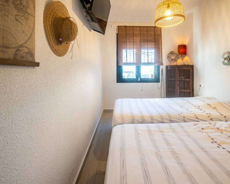 2 bedroom Bungalow for rent in Torrevieja - € 920 (Ref: 9432472)