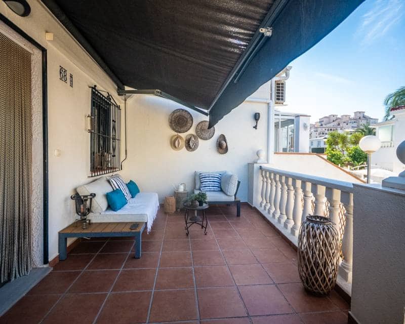 2 bedroom Bungalow for rent in Torrevieja - € 920 (Ref: 9432472)