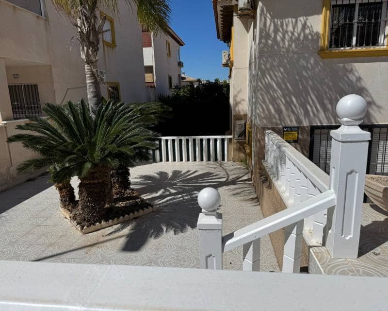 4 bedroom Terraced Villa for rent in Orihuela Costa with pool garage - € 1,600 (Ref: 9435149)