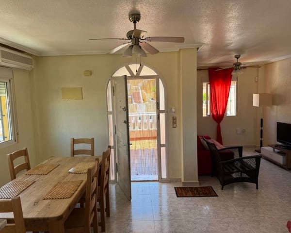 Villa/Maison Mitoyenne de 4 chambres à louer à Blue Lagoon avec piscine garage - 1 600 € (Ref: 9435149)