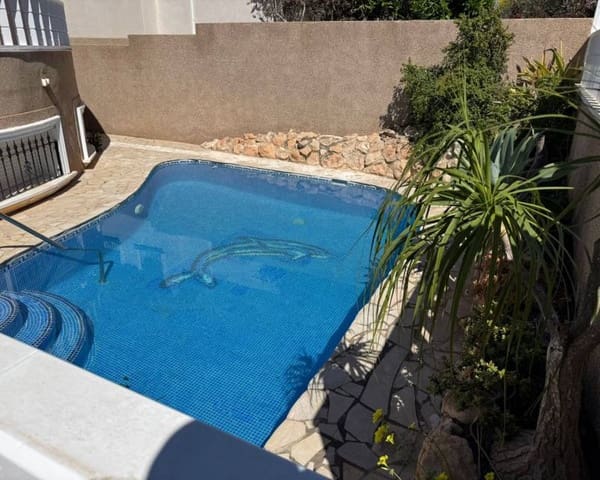 4 bedroom Terraced Villa for rent in Blue Lagoon with pool garage - € 1,600 (Ref: 9435149)