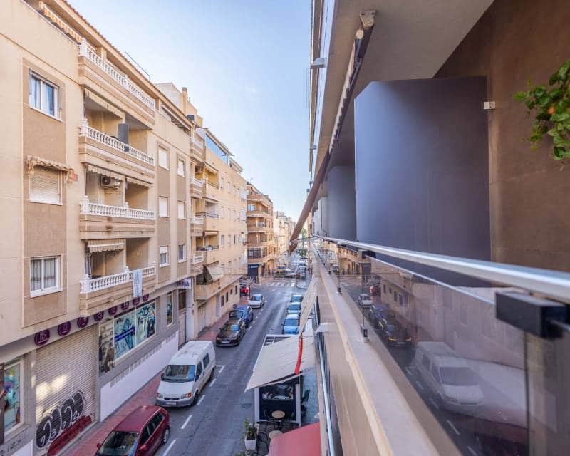 3 slaapkamer Appartement te koop in Torrevieja met garage - € 220.000 (Ref: 9450342)