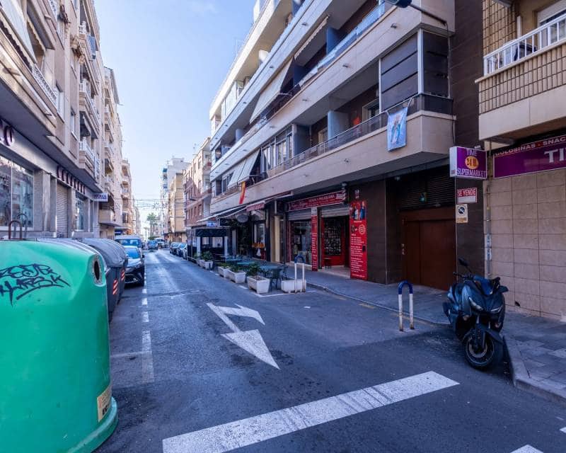 3 slaapkamer Appartement te koop in Torrevieja met garage - € 220.000 (Ref: 9450342)