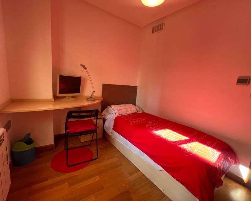 3 slaapkamer Appartement te huur in Torrevieja met garage - € 1.200 (Ref: 9450343)