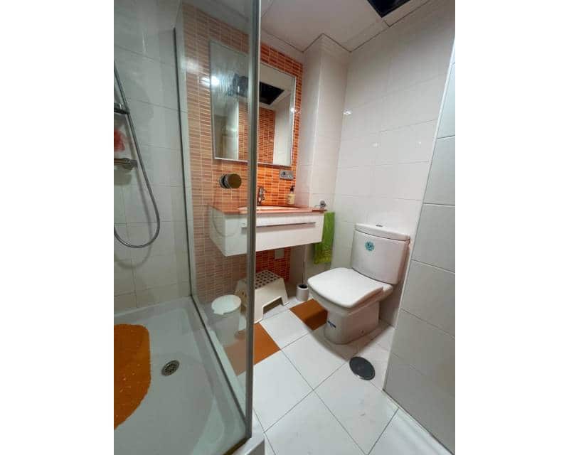 3 slaapkamer Appartement te huur in Torrevieja met garage - € 1.200 (Ref: 9450343)