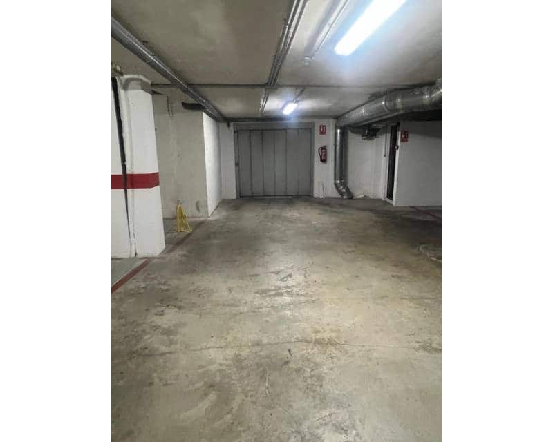 3 slaapkamer Appartement te huur in Torrevieja met garage - € 1.200 (Ref: 9450343)