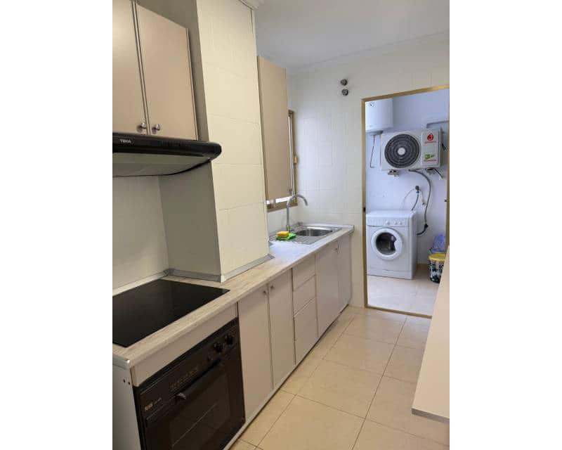 2 sovrum Lägenhet att hyra i Torrevieja - 850 € (Ref: 9450345)