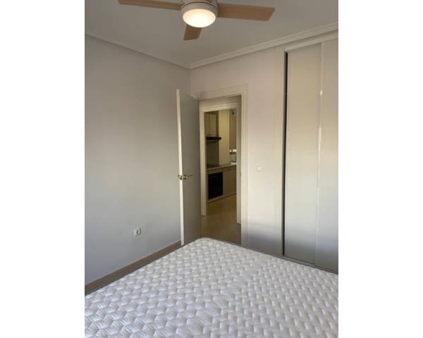 2 sovrum Lägenhet att hyra i Centro - Muelle Pesquero, Torrevieja - 850 € (Ref: 9450345)