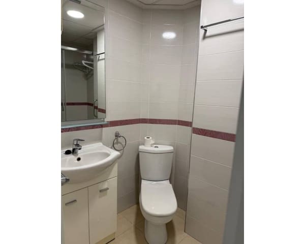 2 sovrum Lägenhet att hyra i Centro - Muelle Pesquero, Torrevieja - 850 € (Ref: 9450345)